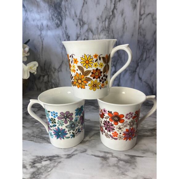Antique Set Of 3 Queen's Rosina China Co. Ltd. Retro Floral - Picture 1 of 5